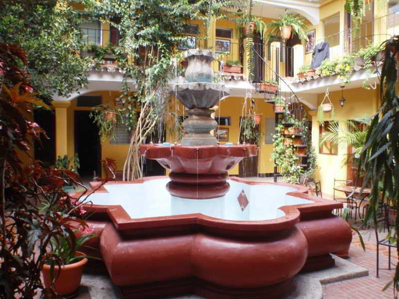 San Vicente By Ahs מלון